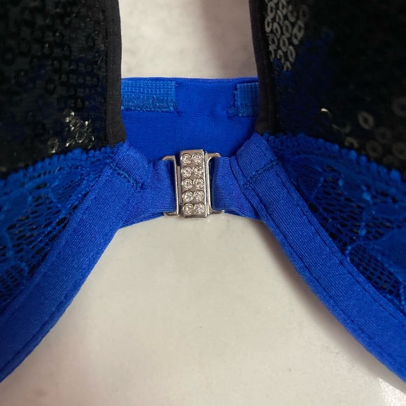 Pair of LaSenza Beyond Cleavage Sz 38C Front clasp Convertible Lace & Bead - Picture 11 of 16